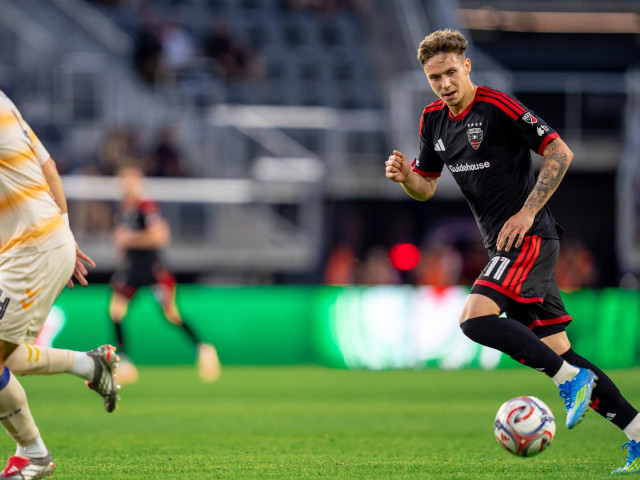 Munteanu, umilit de Liga 3! Debut de coșmar pentru atacantul lui DC United