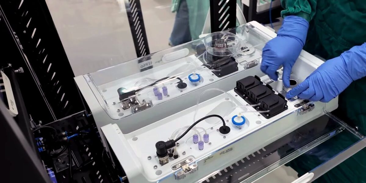 O echipă de cercetători internaționali a realizat un pas semnificativ în domeniul inteligenței artificiale prin utilizarea neuronilor umani în procesul de dezvoltare a calculatoarelor