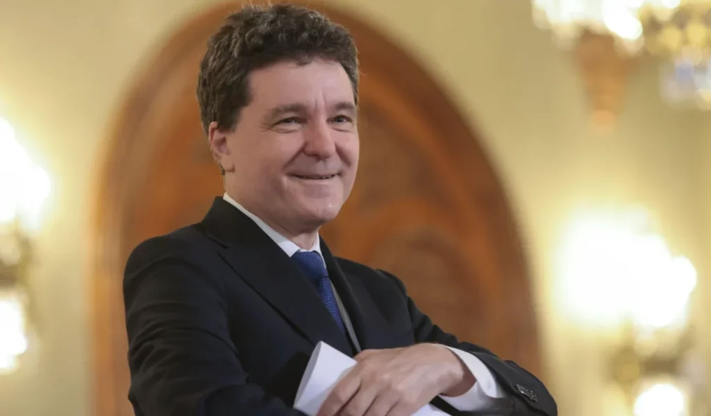 Nicușor Dan, despre războiul informațional din Sănătate: „Să spunem și de bine!”