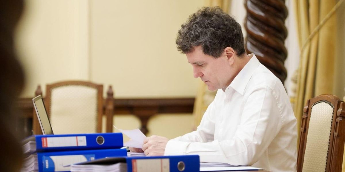 Nicușor Dan, felicitări în maghiară pentru Peter Magyar, după alegeri