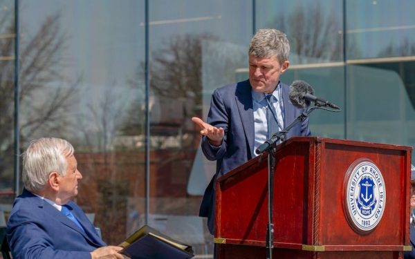 O zi dedicată fizicii cuantice: URI dezbate legături cu științele umaniste