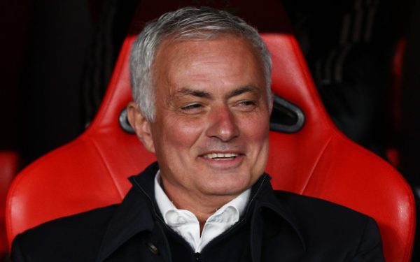Țiriac, dezvăluiri savuroase! Mourinho: „Bă, antrenorul e glumă, îi duce apa”