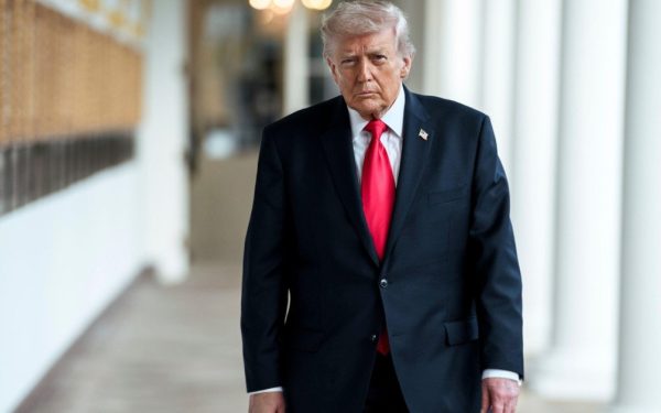 Trump, pus la încercare: Escaladare sau negociere? Analiza experților