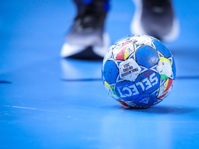 Rapid București, șoc la echipă: Antrenorul a fost demis