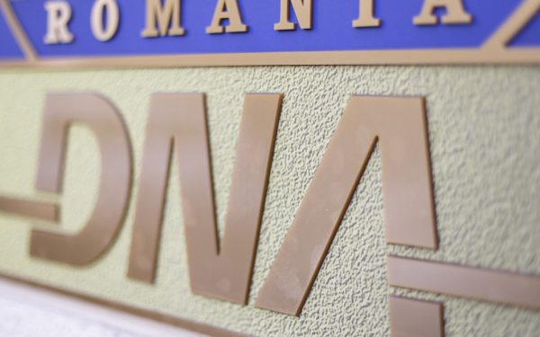 Dosarul vaccinurilor COVID-19: DNA investighează în continuare, dezvăluiri Pfizer