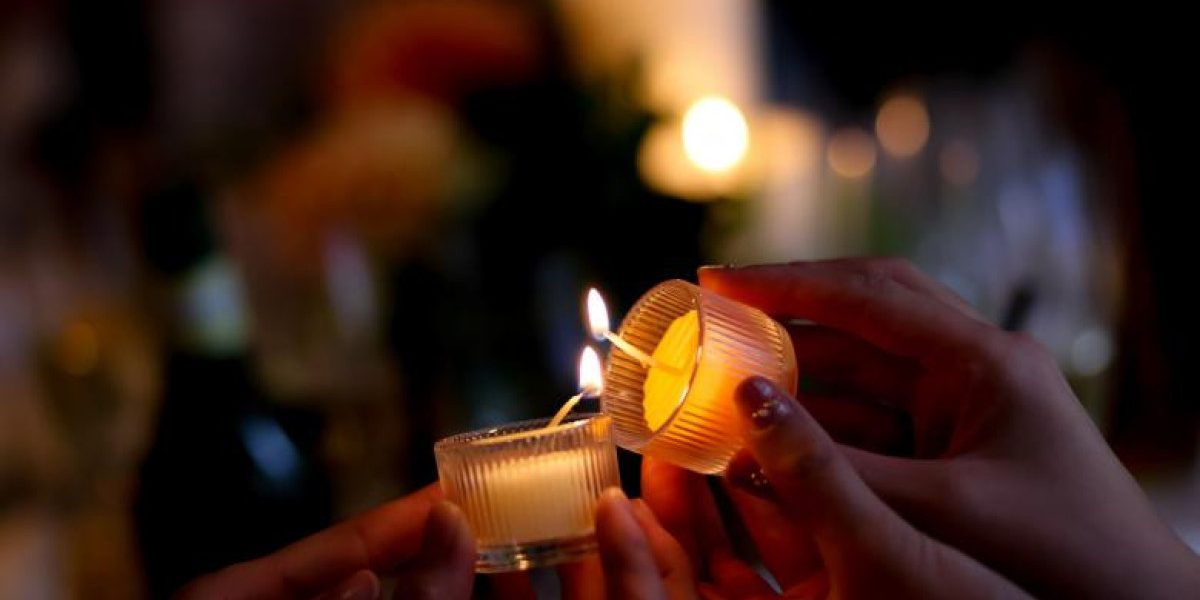 Hristos a Înviat! vă urează Paște fericit în România