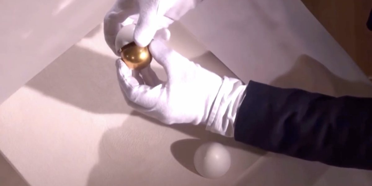 Un hoț „oportunist” din Londra, care a sustras o geantă de mână cu un ceas și un ou Faberge de milioane de lire, a primit o sentință de peste doi ani de închisoare, conform ultimelor informații