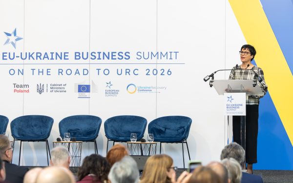 Comisia Europeană oferă garanții pentru investiții în Ucraina