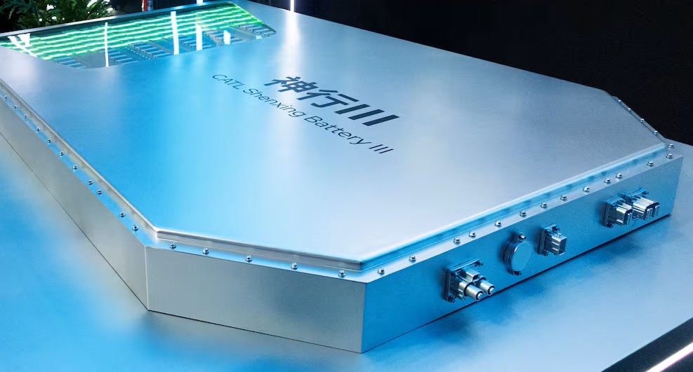 CATL dă lovitura: Noua baterie Qilin, 1.000 km autonomie pentru electrice