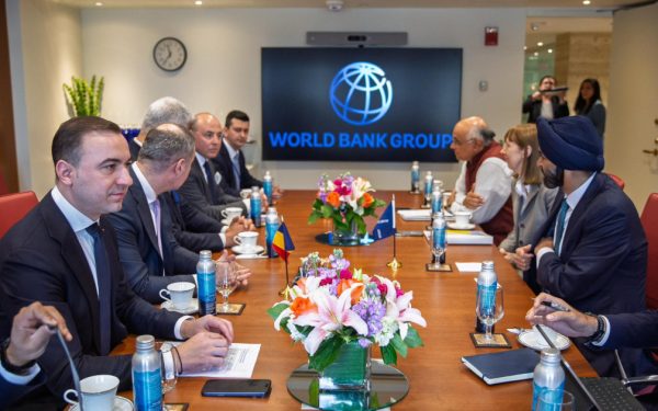 Ivan vrea ca România să fie prima țară cu finanțare nucleară de la BM