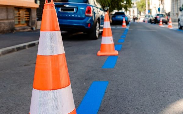 USR București cere păstrarea parcării gratuite pentru mașinile electrice până în 2028