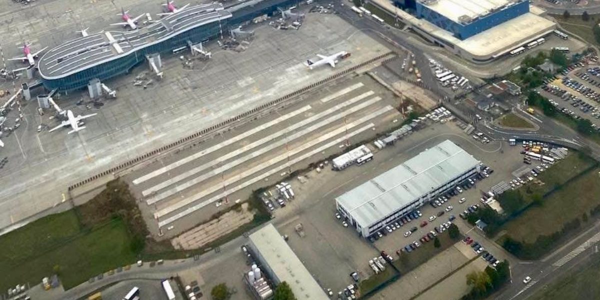 Pasaj subteran la Otopeni: DN1, salvat de la blocaje