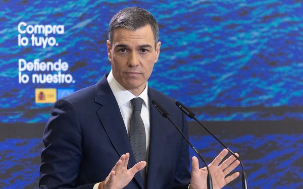 Sanchez promite legalizare pentru migranți: Cine și când poate aplica