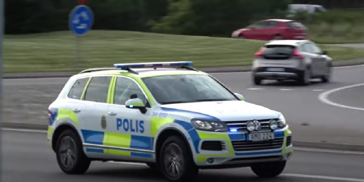 Adolescent din Norvegia, evadare spectaculoasă: a furat un autobuz și a ajuns în Suedia