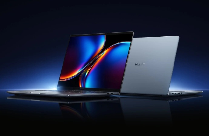 REVOLUȚIE în laptopuri: Noul Redmi Book Pro 2026 cu Intel și baterie bombă