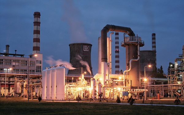 Bucurie la Petrotel: Rafinăria lui Bogdan Ivan, gata să pornească în 45 de zile