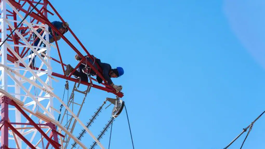 În perioada 6 – 12 aprilie 2026, mai multe zone din București, Giurgiu și Ilfov vor fi fără curent electric, din cauza unor lucrări de reparații, modernizare și mentenanță la rețeaua electrică