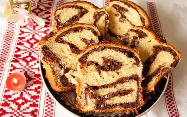 Rețeta bunicii: Budincă de cozonac, desertul salvator de la masa de Paște