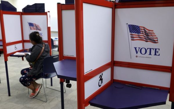 SUCCES american: Democrații, aproape de 4 mandate-n plus în Camera Reprezentanților
