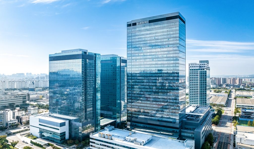 Samsung, profituri record pe fondul exploziei pieței de memorii