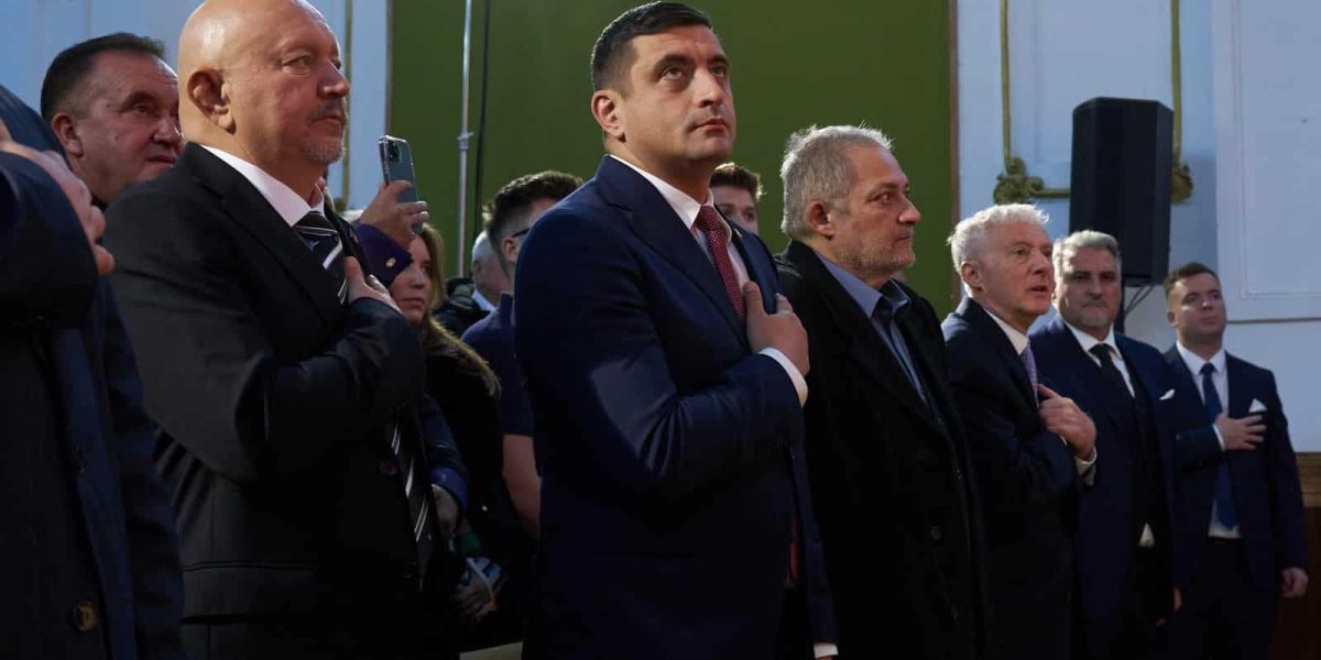 George Simion, mesaj după eșecul lui Viktor Orban: Ce spun românii în comentarii