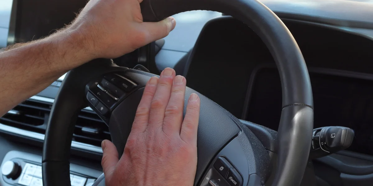 Mașinile, sub lupa UE: Pașaport digital de mediu din 2026, pentru toți!