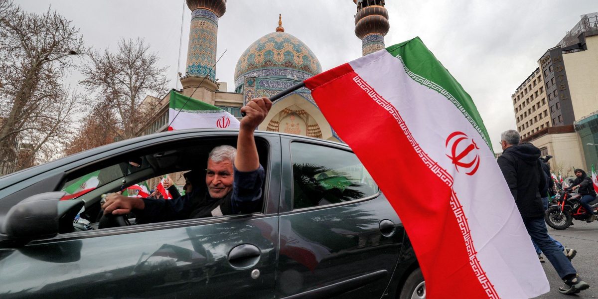 Oficiali din SUA și Israel au primit luni o veste neașteptată privind negocierile cu Iranul: Liderul Suprem Mojtaba Khamenei și-a instruit negociatorii să facă pași către un acord