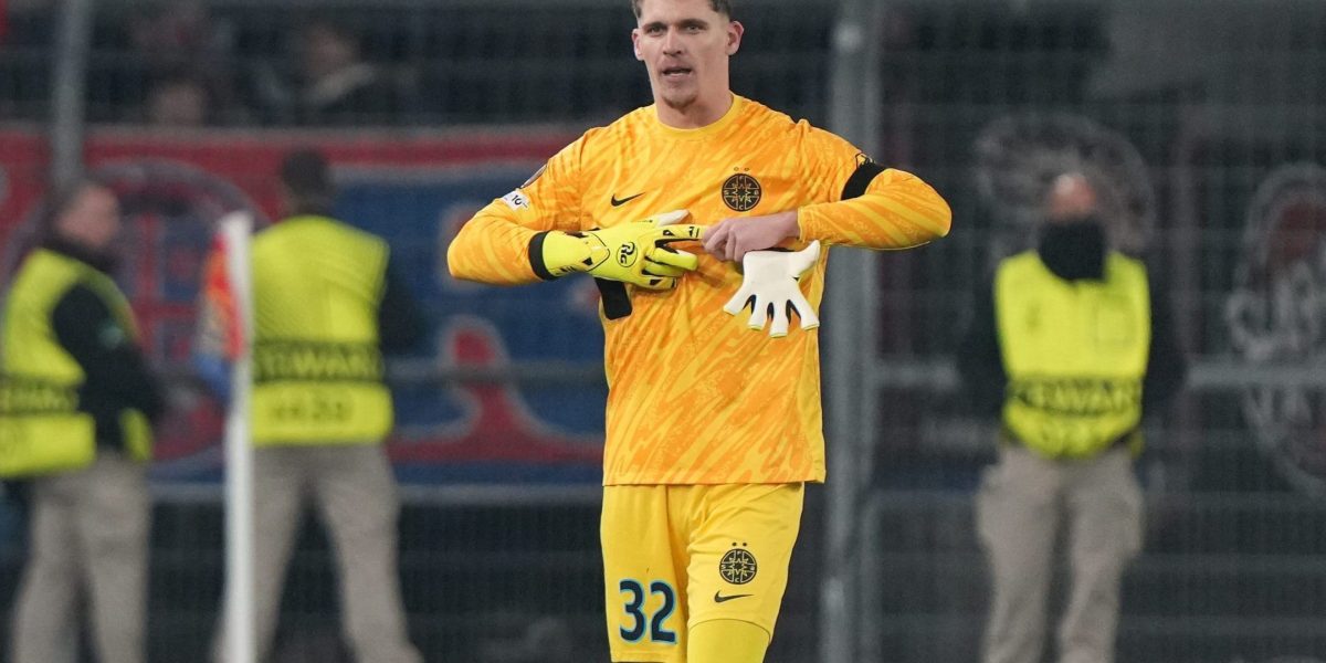 Ștefan Târnovanu și-a decǎtat viitorul după decizia FCSB de a readuce un alt portar tânăr, ceea ce face ca șansele sale de a continua la echipă să fie minime