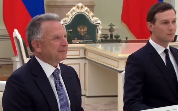 Președintele american Donald Trump a anunțat miercuri intenția de a iniția negocieri directe cu Teheranul, la scurt timp după încetarea focului convenită în conflictul din Iran