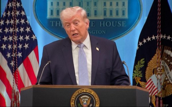 Teheranul îl ia peste picior pe Donald Trump: „Președintele învins”