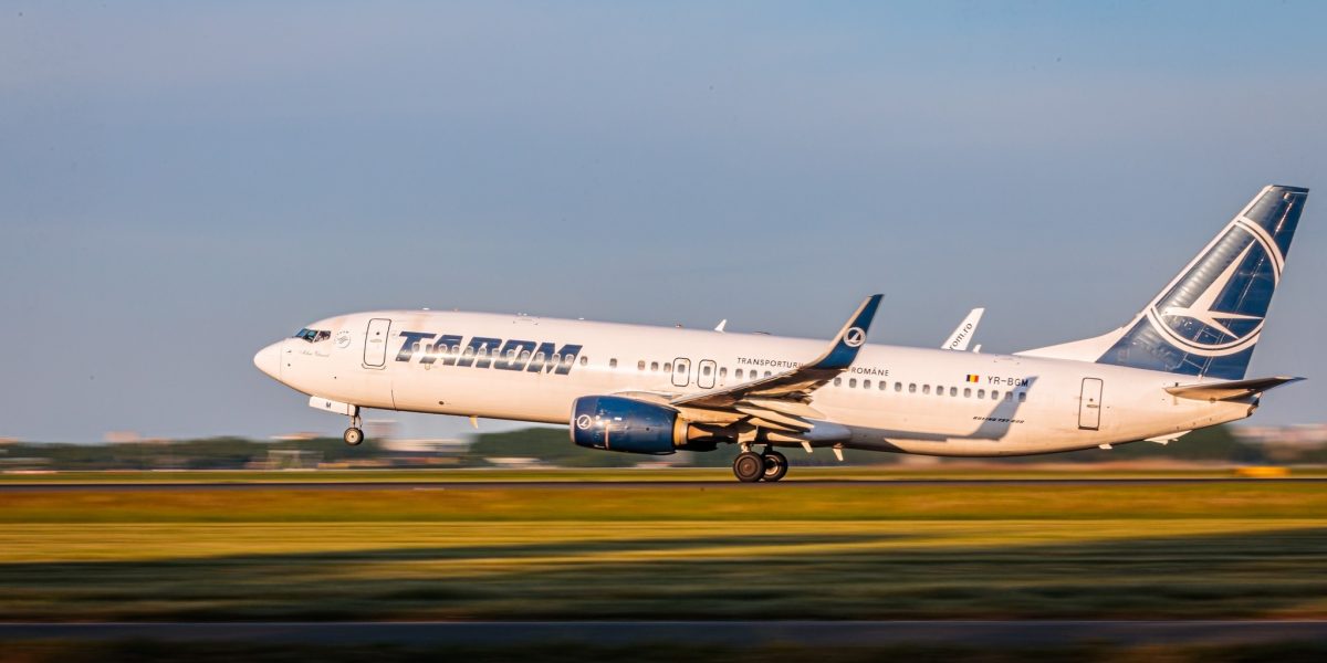 Directorul TAROM avertizează: Bilete de avion mai scumpe cu 20%