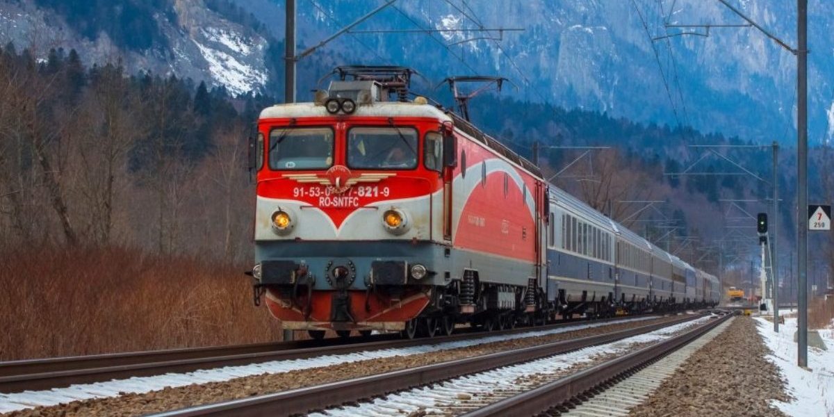 Ruta București – Brașov va fi parcursă mai rapid cu trenul, datorită unui tunel Odată cu finalizarea tunelului Predeal, care va lega Azuga de Timișu de Sus, călătoria cu trenul pe ruta București – Brașov va deveni mai rapidă
