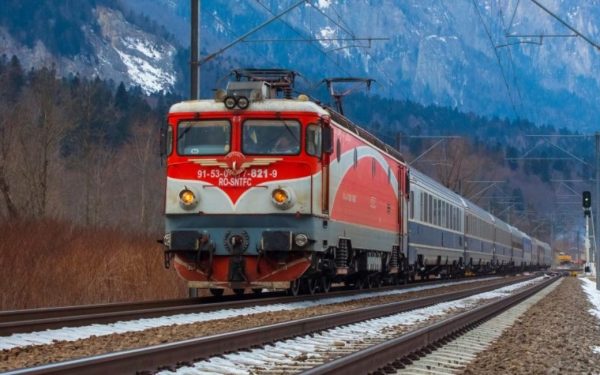 Ruta București – Brașov va fi parcursă mai rapid cu trenul, datorită unui tunel Odată cu finalizarea tunelului Predeal, care va lega Azuga de Timișu de Sus, călătoria cu trenul pe ruta București – Brașov va deveni mai rapidă