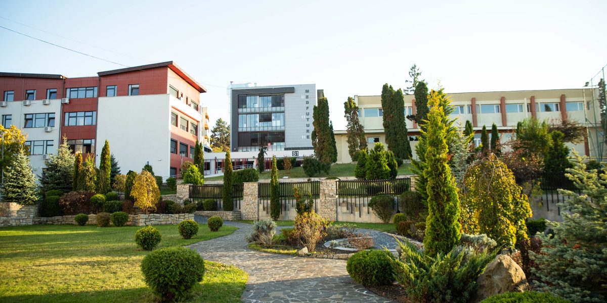 UMF Cluj, surpriza! Depășește UBB în clasamentul SCImago 2026: România dă tonul!