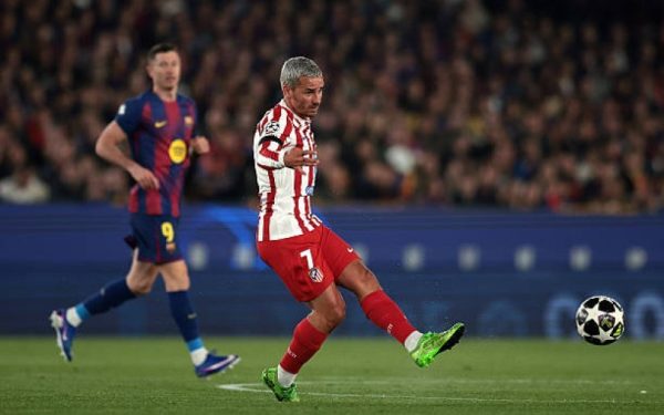 Antoine Griezmann, atacantul de la Atletico Madrid, a temperat entuziasmul după victoria echipei sale cu 2-0 în fața Barcelonei, în prima manșă a sferturilor de finală ale Ligii Campionilor