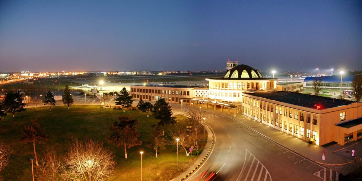 Trei oferte pentru modernizarea Aeroportului Băneasa, contract de 7,43 milioane lei