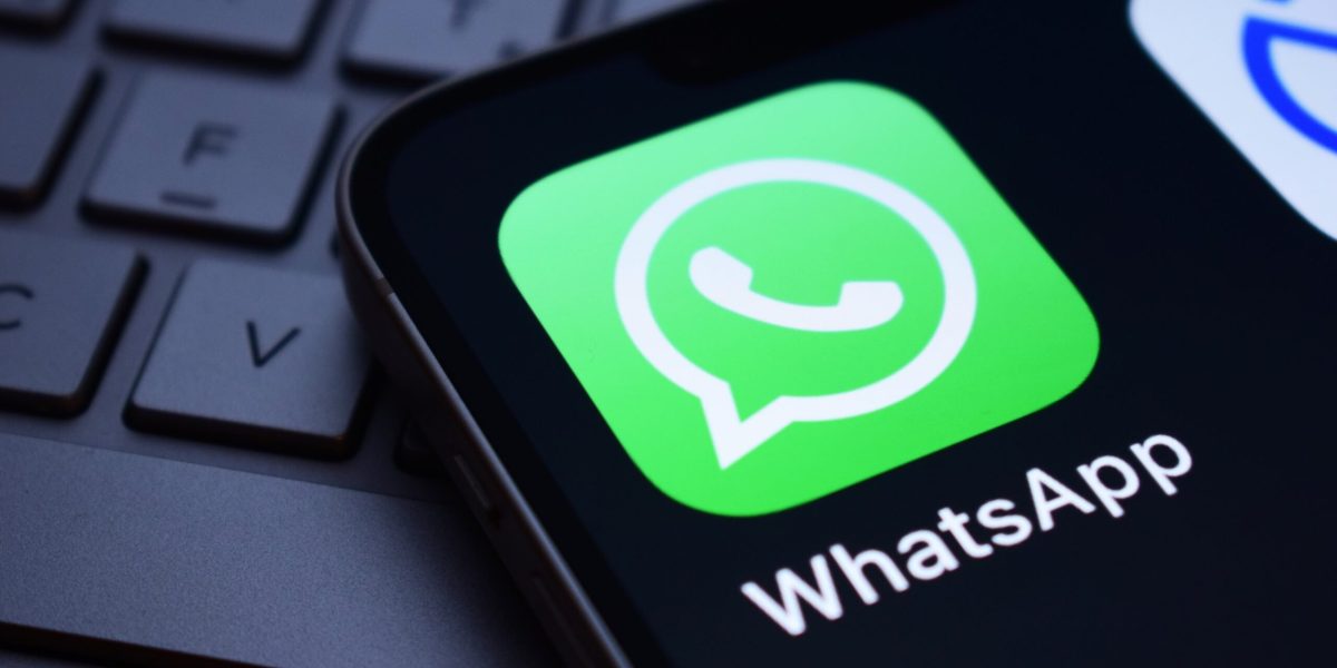 WhatsApp introduce o funcție inovatoare de eliminare a zgomotului de fond pentru apelurile vocale și video, menită să îmbunătățească experiența utilizatorilor