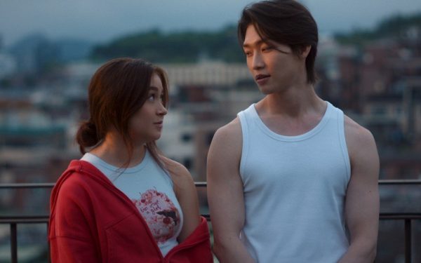 Producătorul serialului XO, Kitty vorbește despre evoluția personajelor și sezonul 3