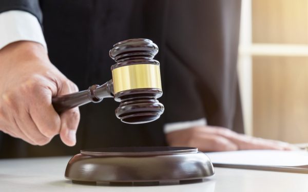 Bărbat din Prahova, condamnat definitiv la închisoare pe viață după ce și-a ucis partenera