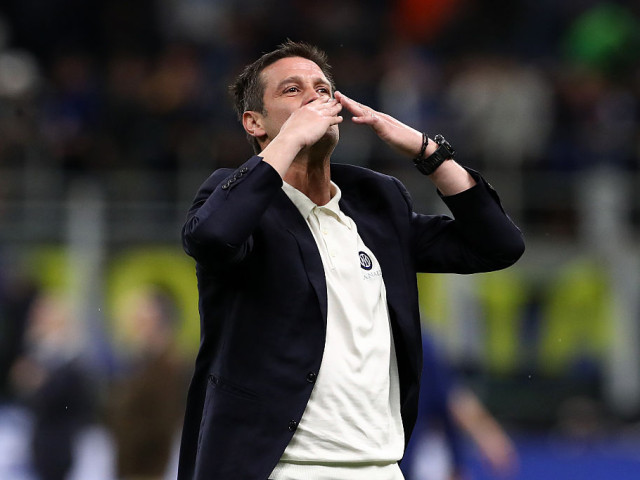 Cariera lui Cristi Chivu – Contract gras și conturi pline