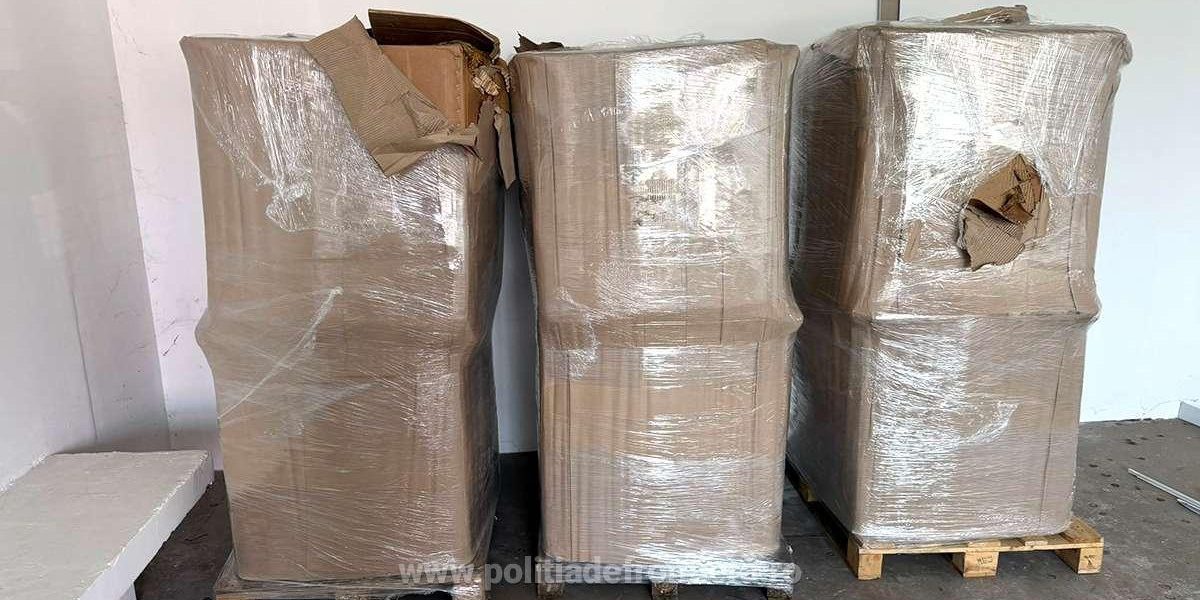 Giurgiu: Peste o tonă de tutun ilegal, descoperită într-o dubă