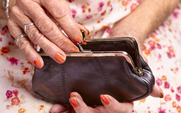 Câți pensionari are România în 2026 și ce pensii încasează? Datele lunii martie