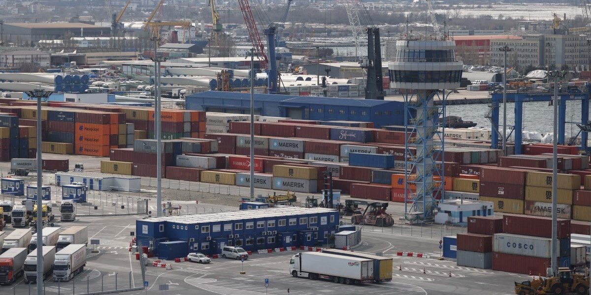 Guvernul pompează 281,6 milioane lei la Transporturi: Unde merg banii?
