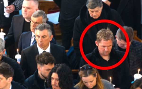 Apariție-șoc la înmormântarea lui Mircea Lucescu: Cine era „străinul”?