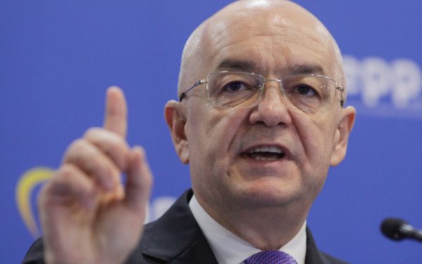 Boc: Retragerea PSD, „o greșeală istorică”, duce la haos sau dezastru