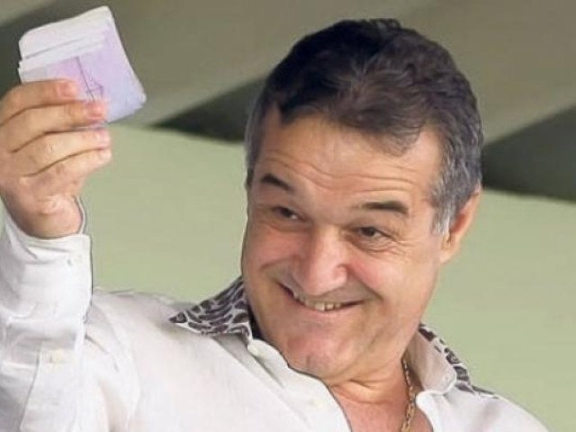 Gigi Becali plănuiește o investiție majoră pentru a aduce la FCSB pe Denis Drăguș, un atacant despre care a vorbit mereu cu admirație