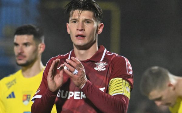 Mama lui Alex Dobre, atac DUR: „Iuda! Arată cât valorează”