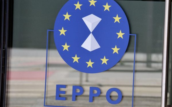 Parchetul European cere ridicarea imunității a 11 parlamentari greci