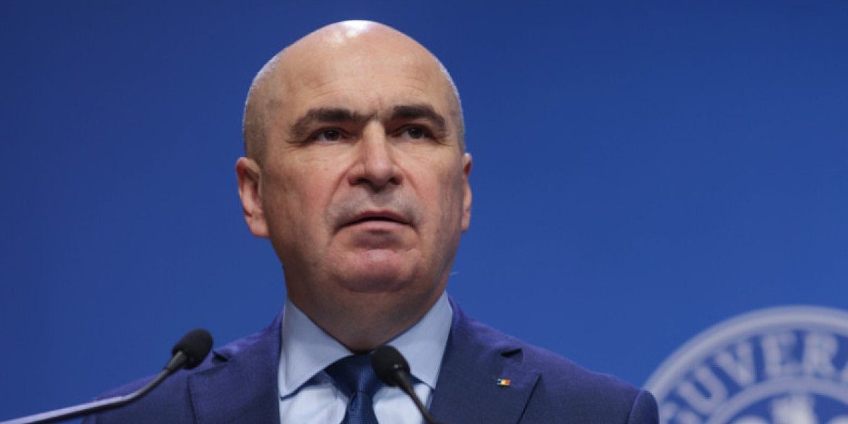 Premierul Ilie Bolojan a explicat, sâmbătă, măsurile luate de guvern pentru gestionarea crizei combustibililor, subliniind că eforturile Executivului sunt limitate de deficitele bugetare foarte mari înregistrate în anii precedenți