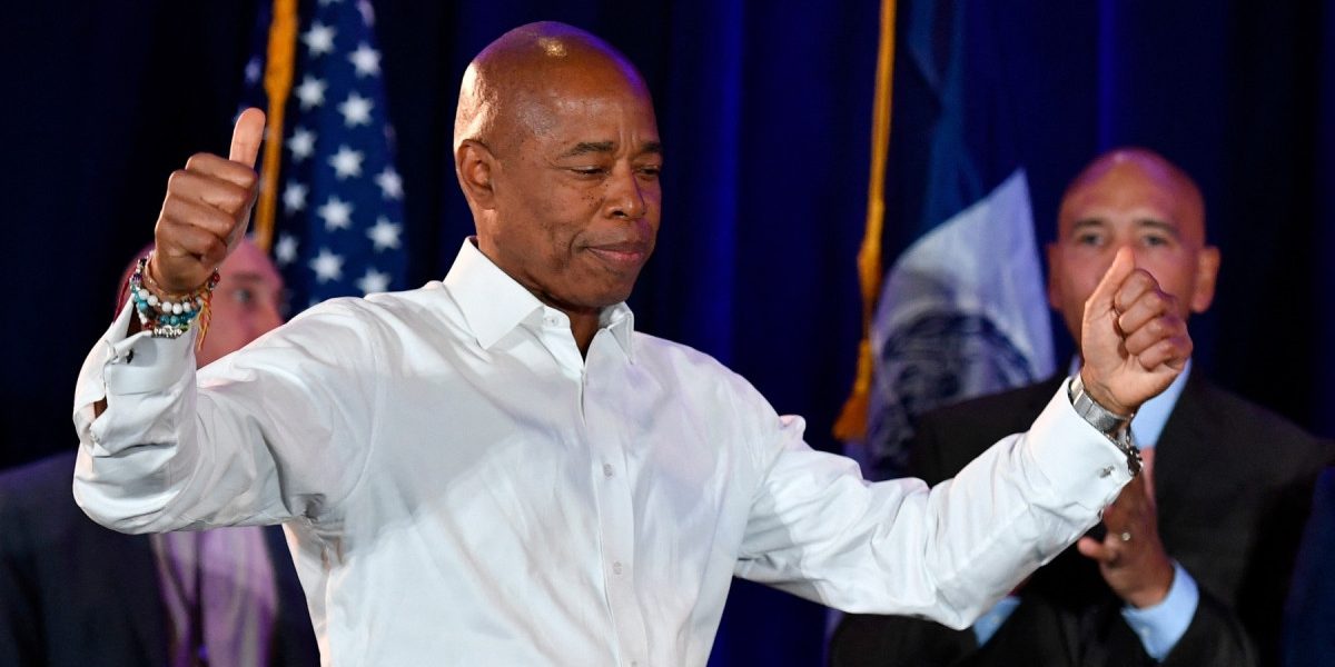 Eric Adams a obținut cetățenia Albaniei: Ce face EX-primarul New York-ului acum?